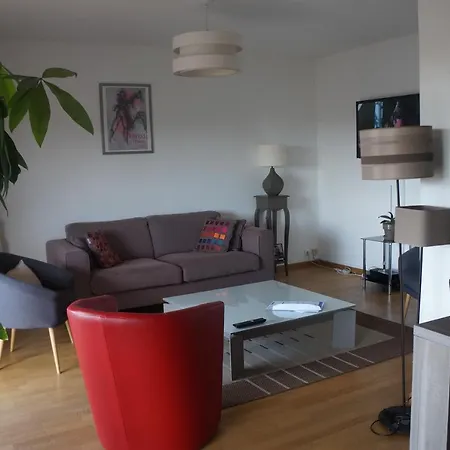 80m Tres Lumineux Parking Priv Appartement