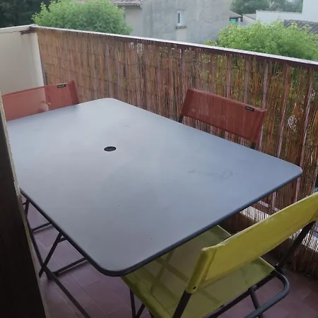 80m Tres Lumineux Parking Priv Apartment
